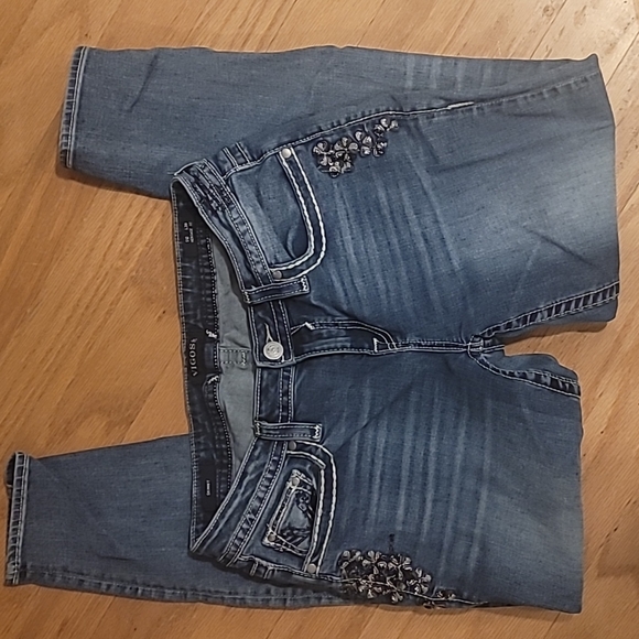 Vigoss Jeans - Picture 2 of 5